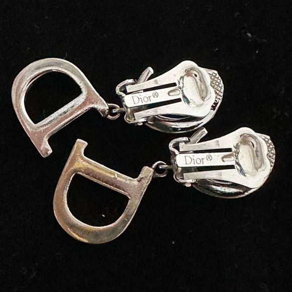 Christian Dior Clip On Earrings - Picture 6 of 11